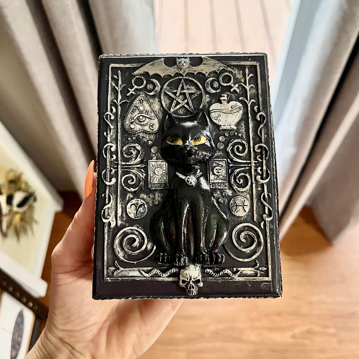 Black Cat Tarot Box